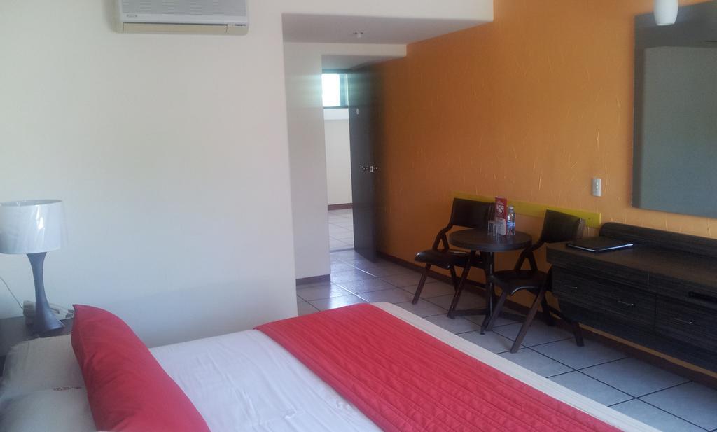 Hotel Real Del Sol Куэрнавака Экстерьер фото